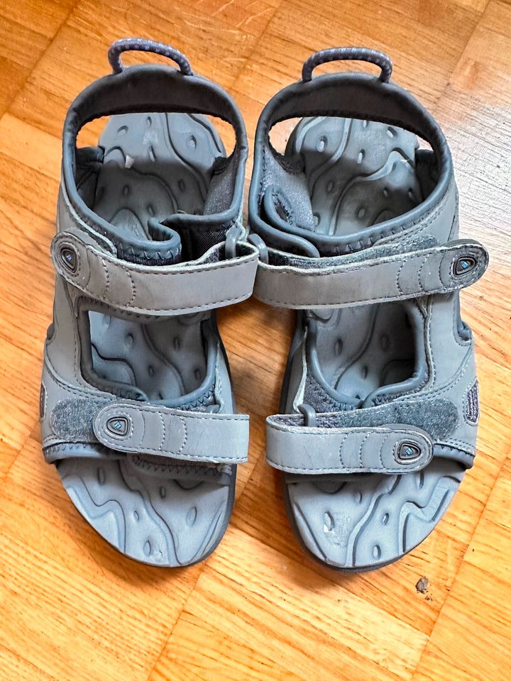 Columbia Trekkingsandalen Damen Gr. 37 ungetragen wie NEU in Rheinfelden (Baden)