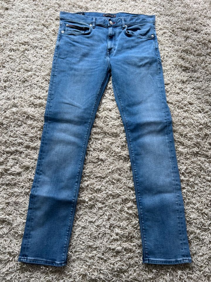 Tommy Hilfiger Jeans 36/32 Bleecker Stretch Slim Fit TE Flex Neu in Neuss