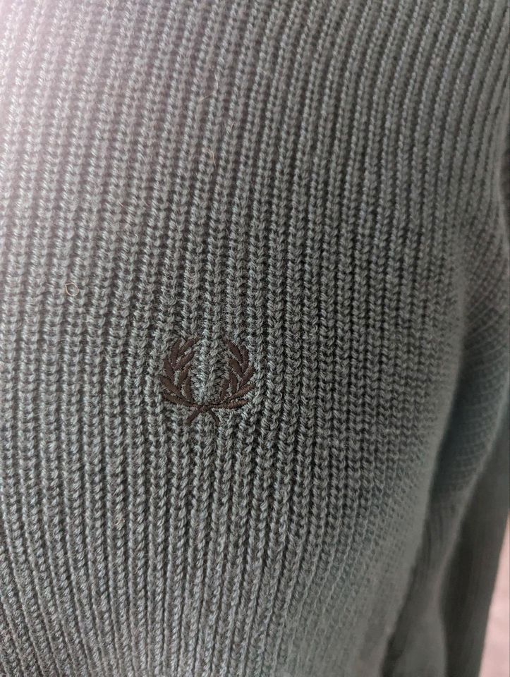 Fred Perry Pullover in Berlin