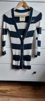 Hollister Strickjacke schwarz weiß gestreift Gr. XS Sachsen - Claußnitz Vorschau
