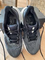 Under Armour Infinite Pro Gr. 45.5 Niedersachsen - Drochtersen Vorschau
