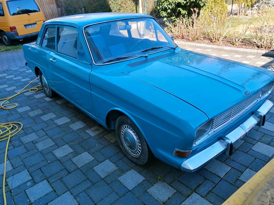 Ford taunus in Sankt Goarshausen 