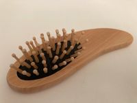 Neu unbenutzt: Haarbürste Bürste HolzHolzstiften Kopf Massage Bremen - Schwachhausen Vorschau