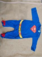Superman Schlafanzug Strampler mit abnehmenbaren Umhang Gr. 74 Niedersachsen - Scharnebeck Vorschau