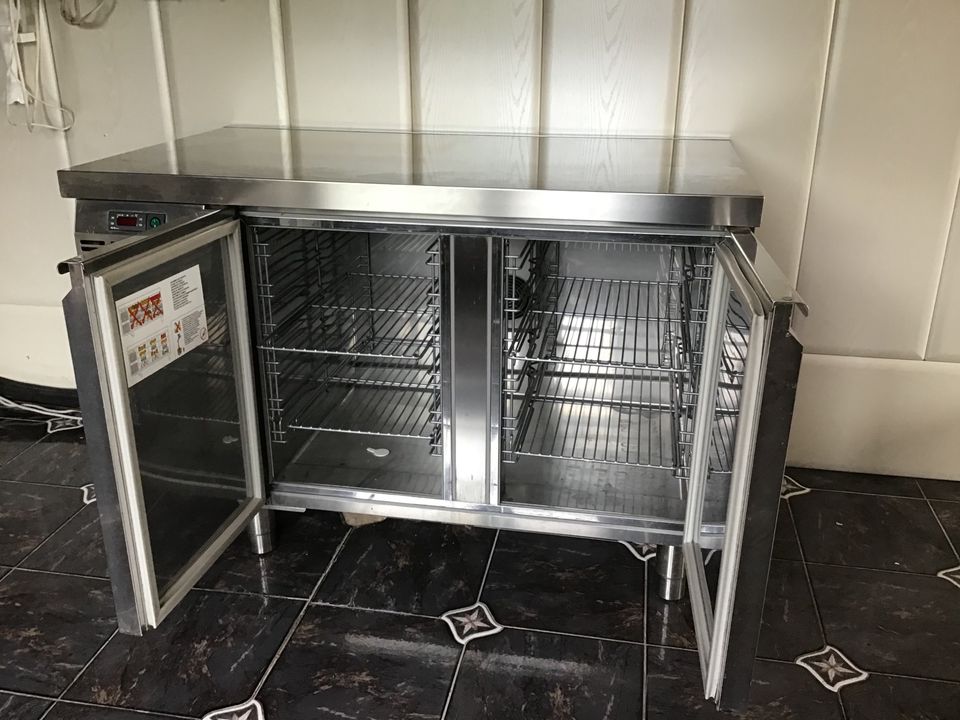Tiefkühltisch in Leipzig