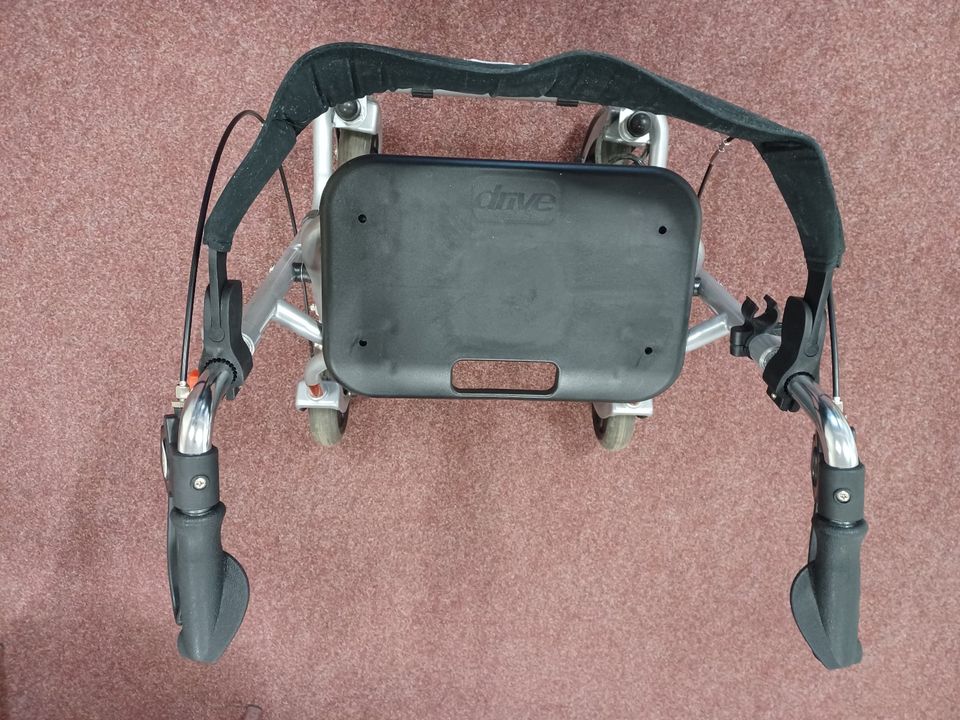 Standard-Rollator Migo 2G mit Rückengurt in Bad Muskau