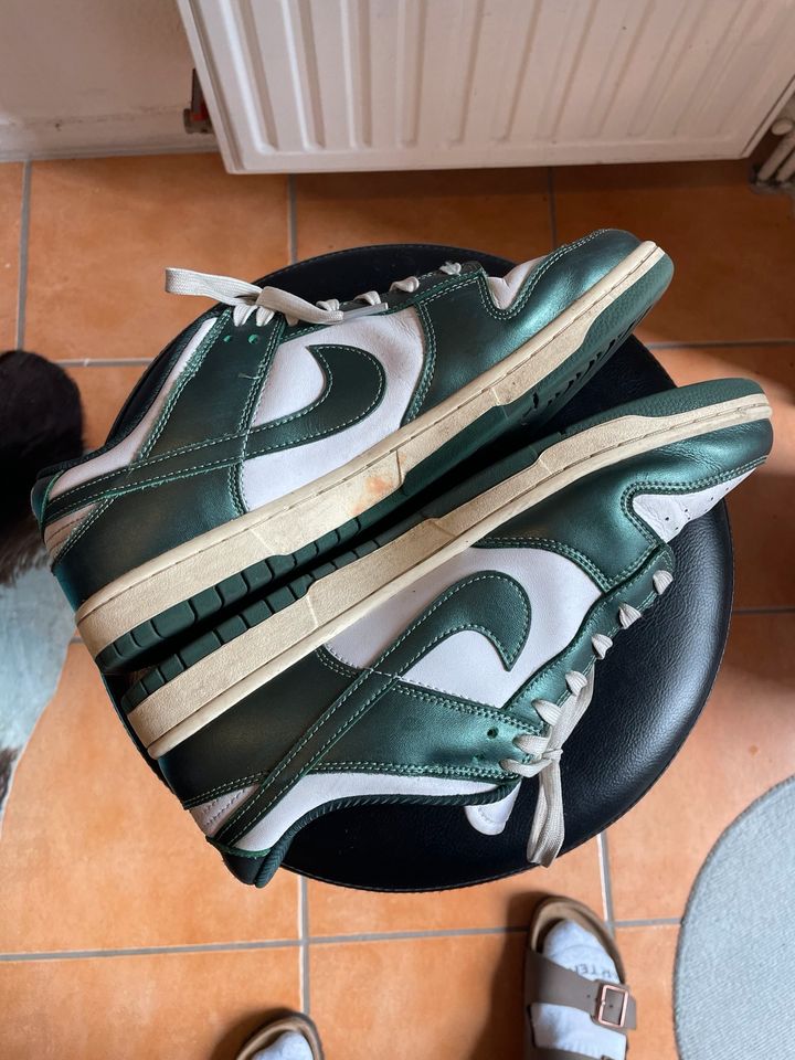 Nike SB Dunk low vintage green in Köln