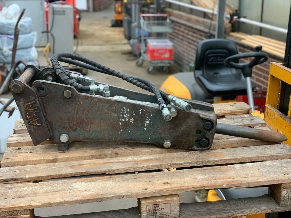 *** ZU VERMIETEN Stemmhammer Mini-Bagger Hydraulisch MS 01 in Stelle