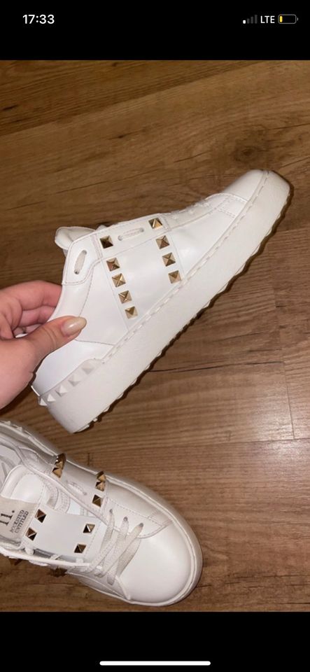 Valentino sneaker nieten Gold weiß in Wolfsburg