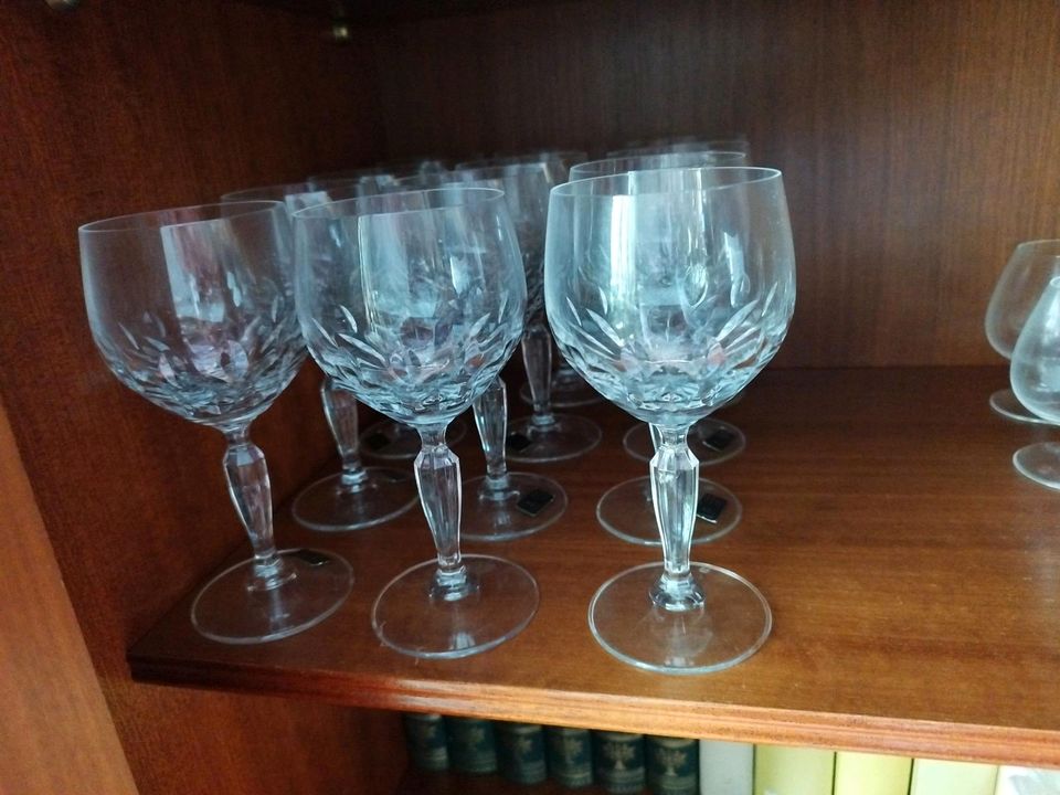 4 Weingläser Kristallglas in Oberhausen