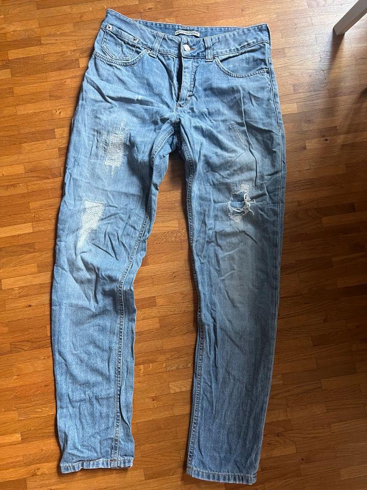 Drykorn Boyfriend Damenjeans im Used-Look, Größe 27/34 in Hamburg