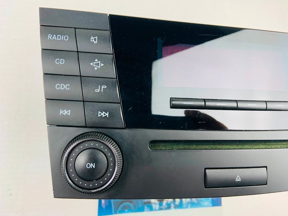 Mercedes Benz W211 CD Radio A2118701289 MF2311 Autoradio in Bad Doberan