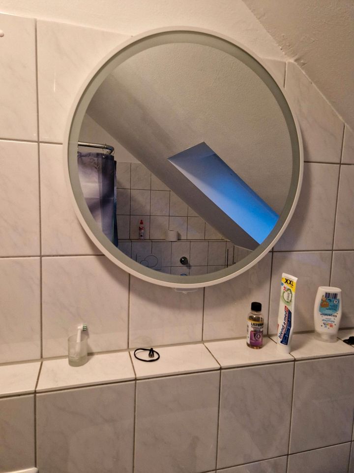 Badezimmerspiegel beleuchtet LED in Essen
