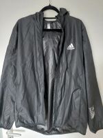 Regenjacke Adidas schwarz Größe M mit Kapuze Herren neuwertig Chemnitz - Altchemnitz Vorschau