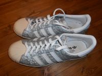 Adidas  Sneaker Sportschuhe  Schnürschuhe  Gr 42 Niedersachsen - Aschendorf Stadt Papenburg Vorschau