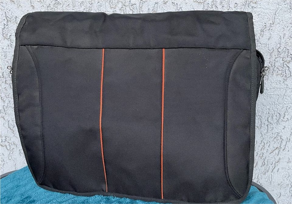 Laptop Tasche (Notebook) bis 18 Zoll Notebook neuwertig! in Essen