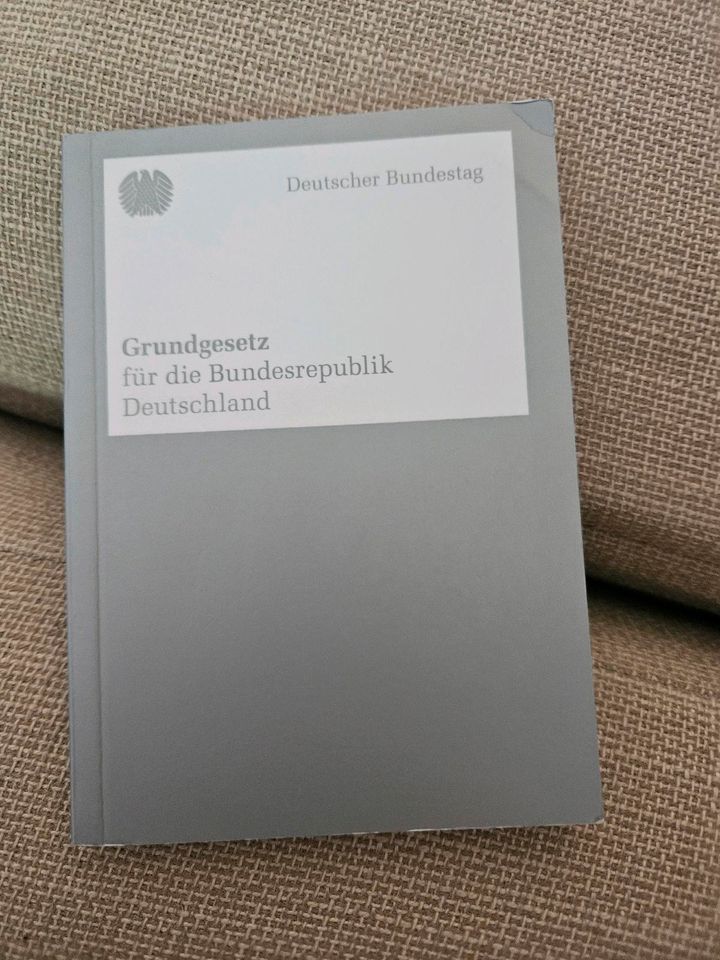 Grundgesetz DE in Hamburg