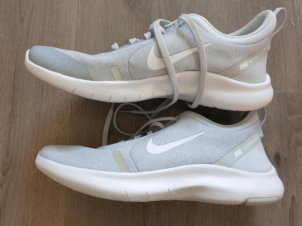 Nike Flex Experience Rn 8 W, 40, grau/weiß, neu in Gundelfingen a. d. Donau