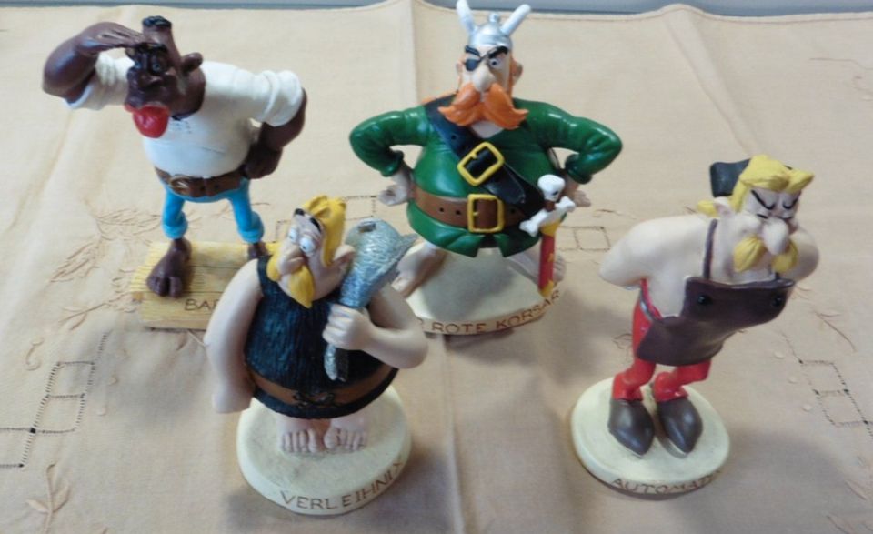 PLASTOY - Asterix und seine Freunde - 4 Figuren in Norderstedt
