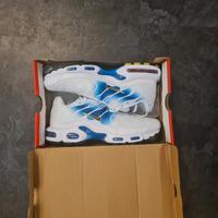 Nike Tn Weiß/Blau/Geld, mehrere Größen Nordrhein-Westfalen - Versmold Vorschau