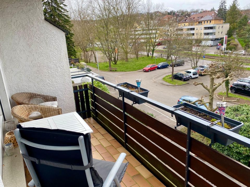 1-Zimmer-Wohnung in Botnang // Vollmöbliert mit EBK und Balkon in Stuttgart