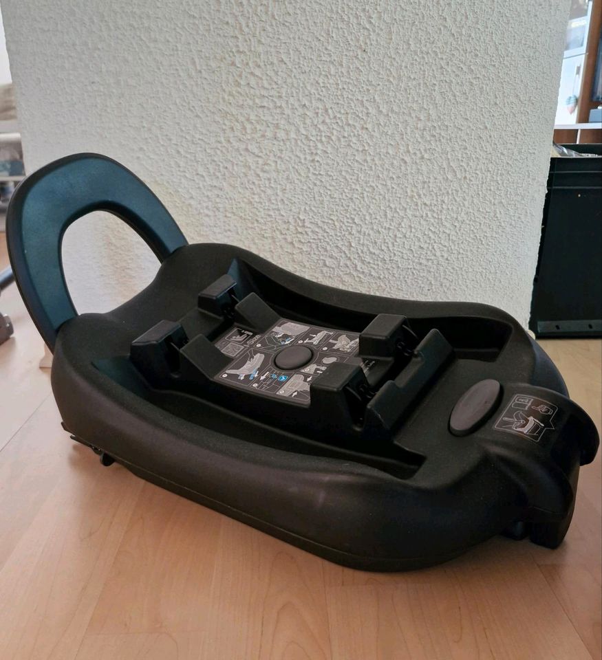 ABC Design Tulip - Babyschale mit Isofix-Station in Spergau