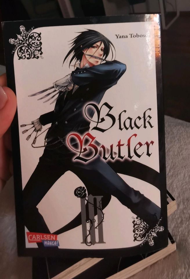 Manga "Black Butler" Band 1-5 in Holzgerlingen