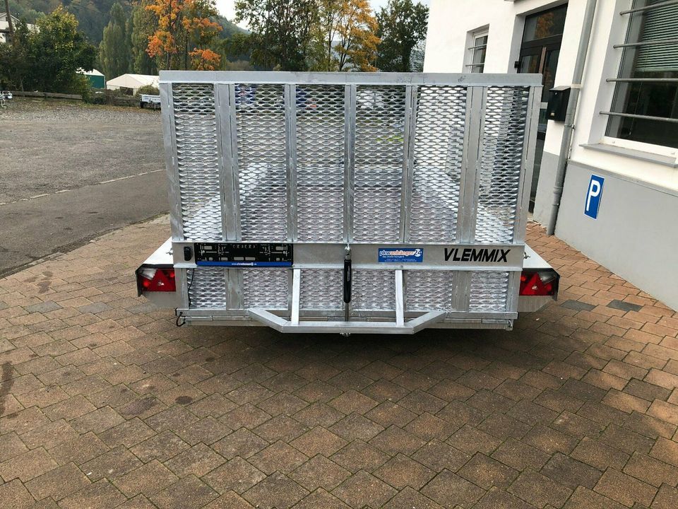 Vlemmix Anhänger Baumaschinentransporter 3-Achsen 400x180 3500kg in Monzingen