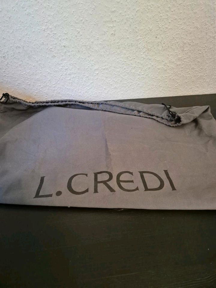 L.Credi Schulter Tasche in schwarz in Berlin