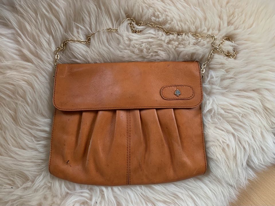 EchtLeder Handtasche Clutch, beige mit Goldträger, 50er Vintage in Hessen -  Neu-Isenburg | eBay Kleinanzeigen ist jetzt Kleinanzeigen