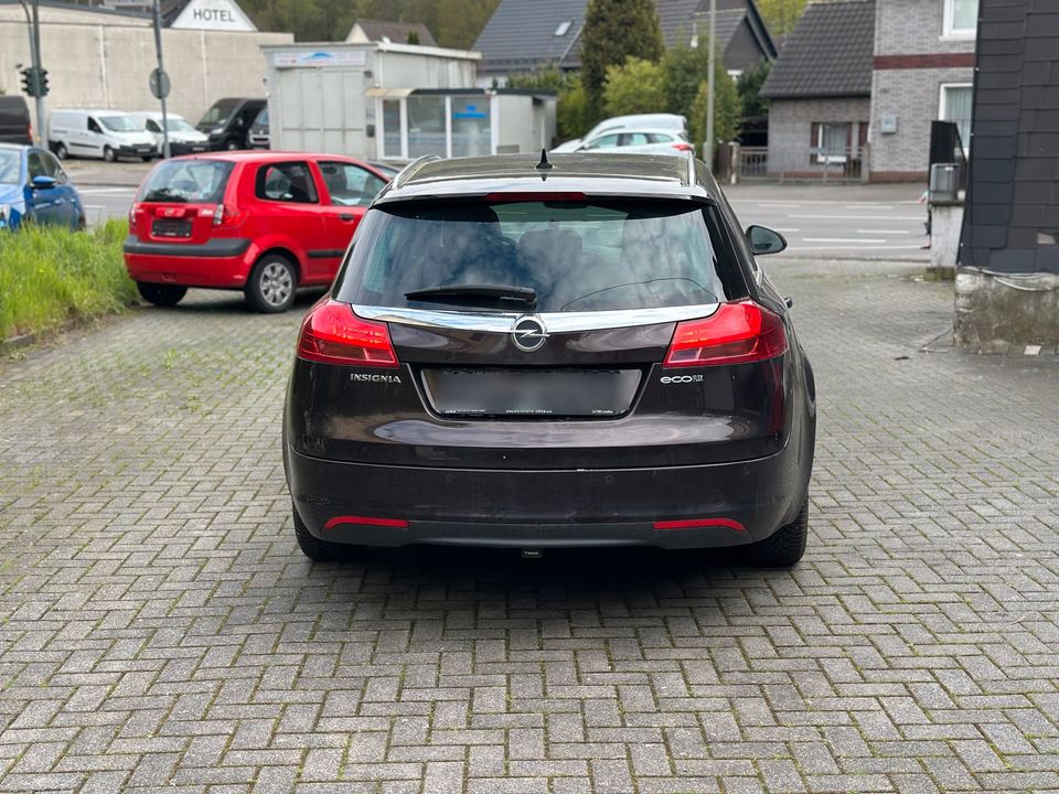 Opel Insignia 1.4 Benzin in Gummersbach