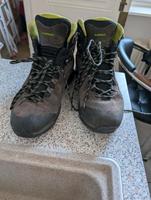 Wanderequipment / Schuhe / Trinksystem / Hut / Halstuch / jacke Berlin - Steglitz Vorschau