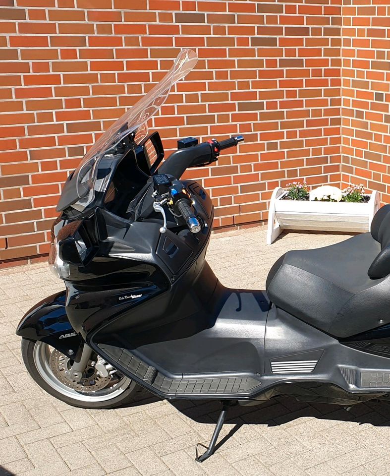 Suzuki Burgman 650 Executive "Black Pearl" in Hemmingstedt