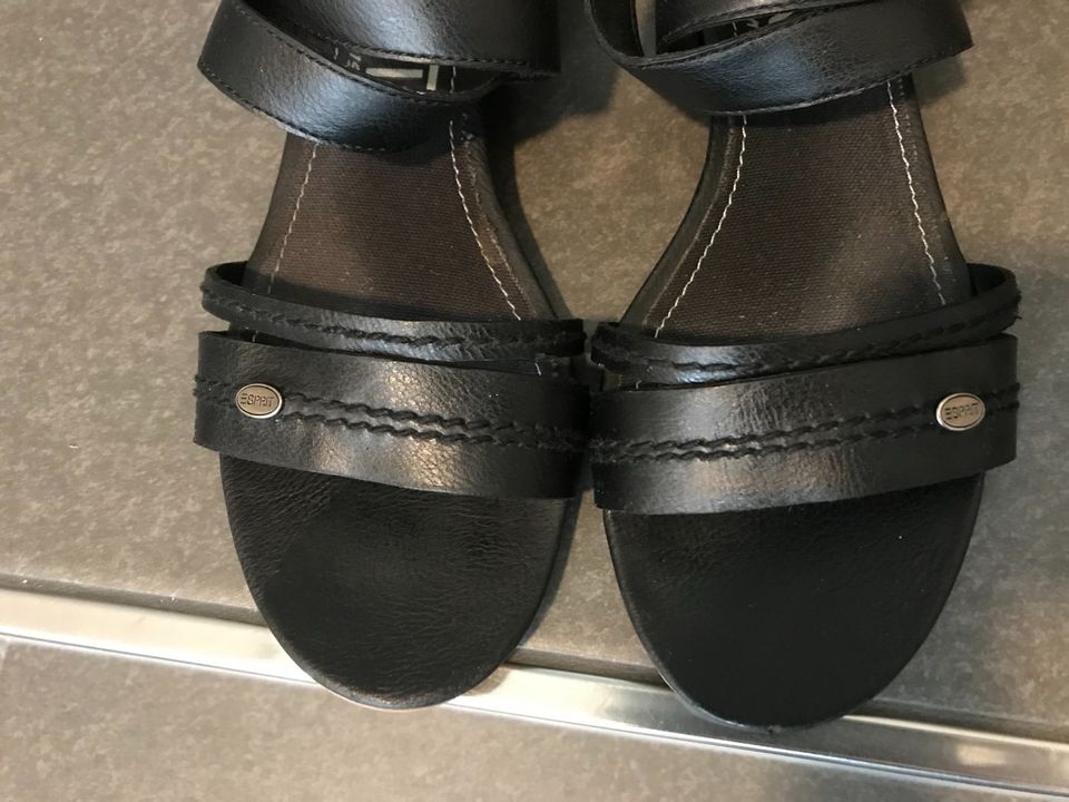 ❤️ Esprit Sandalen Gr. 38 schwarz in Würzburg