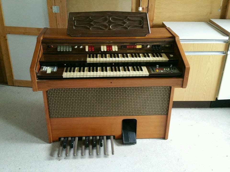 Heim - Orgel Farfisa in Meschede