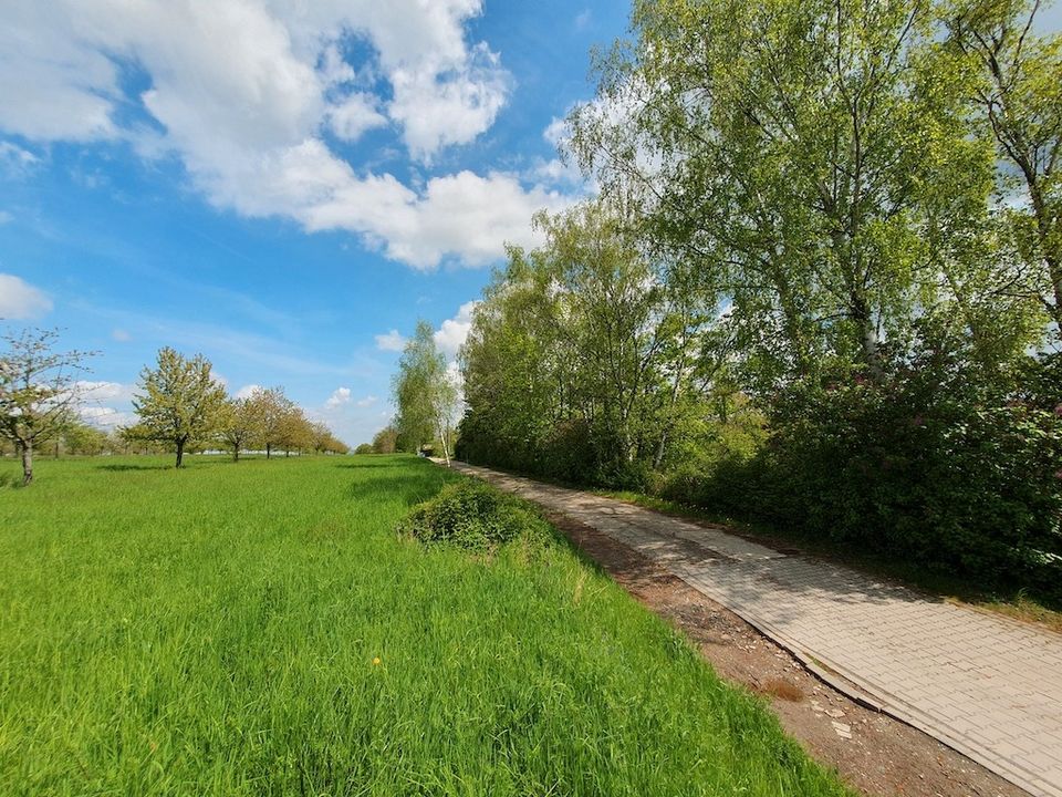 Grundstück mit Hanglage und atemberaubendem Weitblick in Wetterzeube