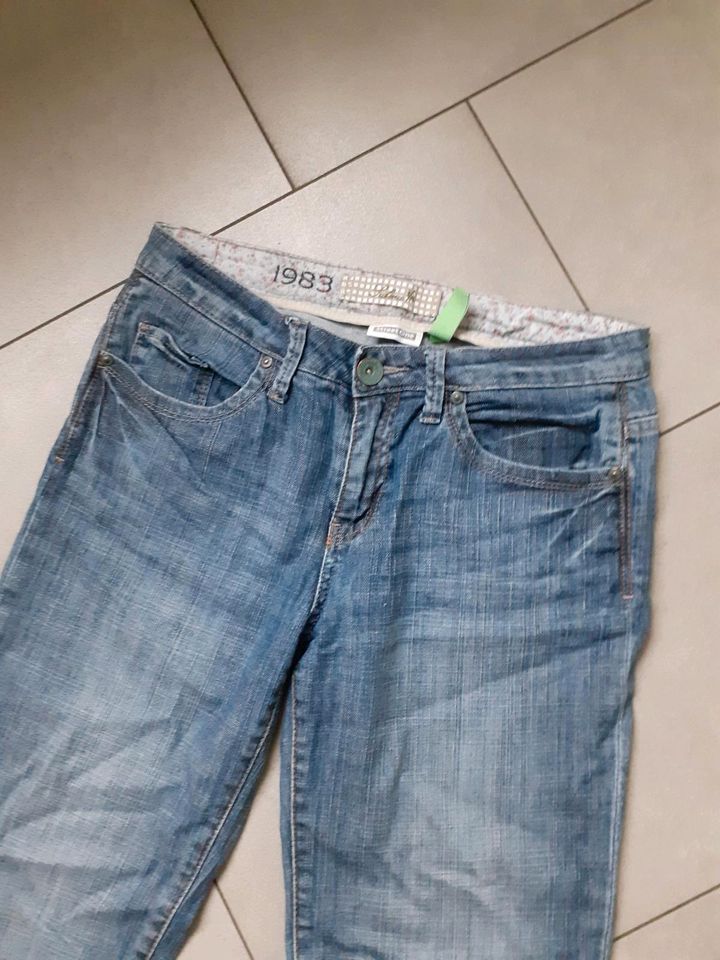 Jeans_Jeanshose_3/4-Jeans_Street One *blau*Größe 28(M) in Gifhorn