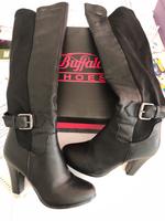 Schwarze Buffalo Stiefel Gr. 37 Mitte - Wedding Vorschau