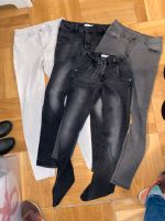 Hosenpaket, Jeanshosen, leichte Jeans Frankfurt am Main - Nordend Vorschau