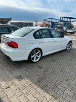 BMW 330d M Packet Edition Nordrhein-Westfalen - Bergkamen Vorschau