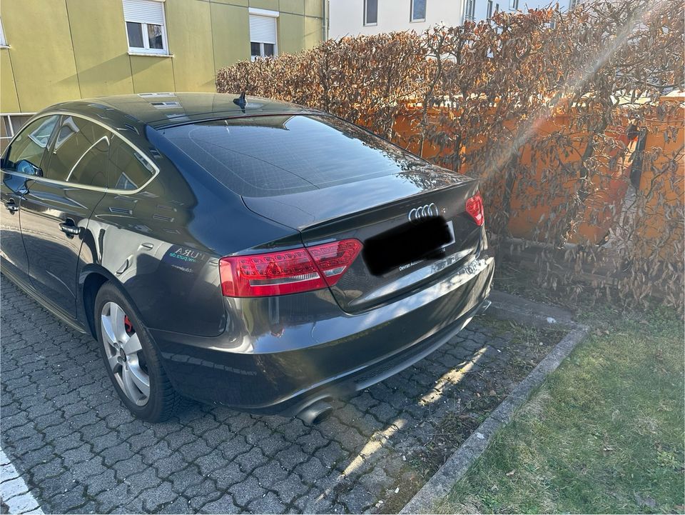 Audi A5 2.0 s-line benziner sportback in Augsburg