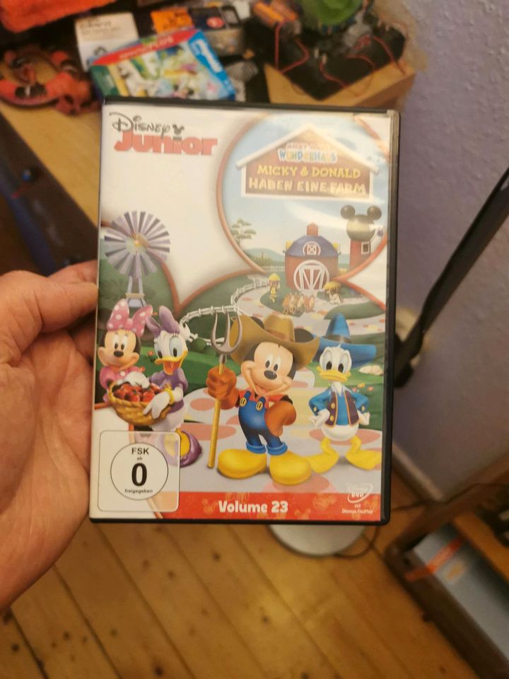 2 x Top DVD Disney Junior Mickey und Ratatouille in Heppenheim (Bergstraße)