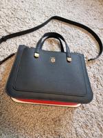 Tommy Hilfiger Tasche Neu Niedersachsen - Neuenkirchen-Vörden Vorschau