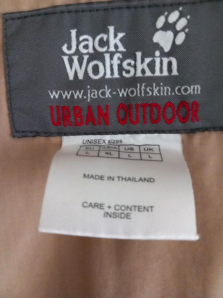 Jack Wolfskin Herren Jacke in Dinslaken