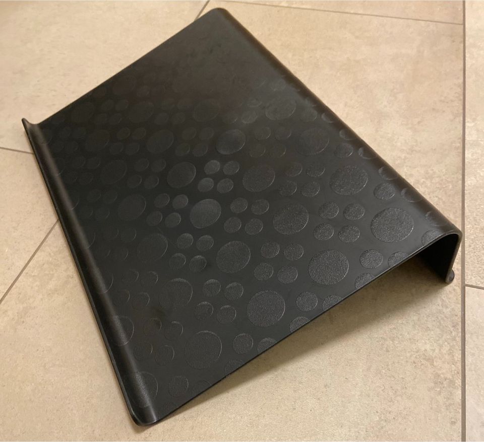 IKEA Halter/Ständer für Notebook/Laptop BRÄDA in Moos