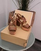 *NEU* original Michael Kors Damen Leder Plateau Schuhe 37 1/2 Saarland - Überherrn Vorschau