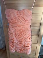 Cocktail Kleid Gr 40 apricot € 19 Bayern - Sulzbach a. Main Vorschau