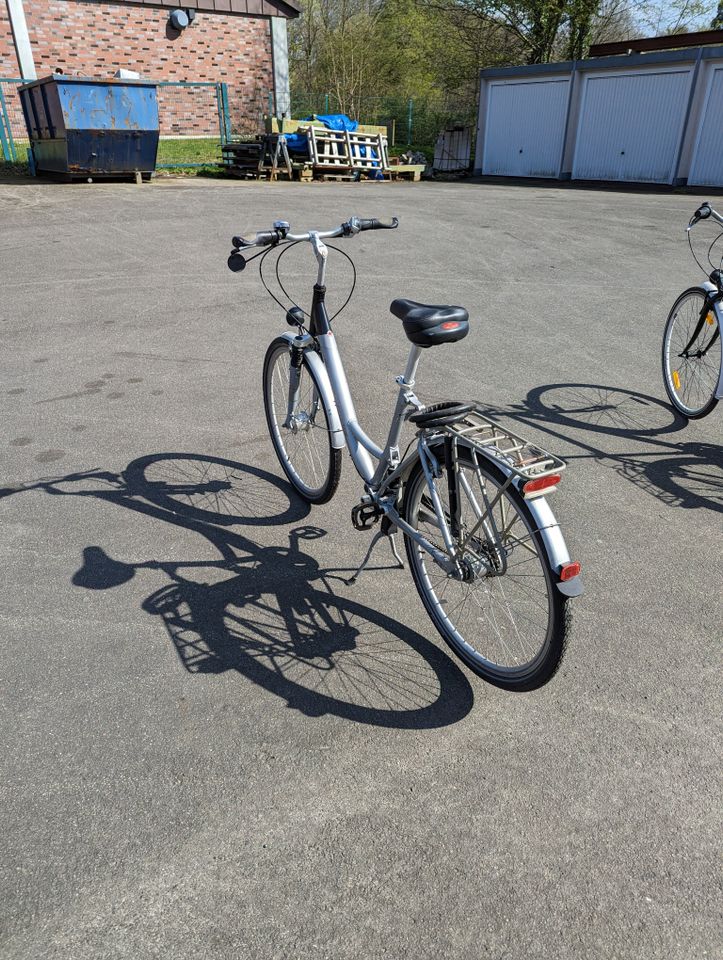 2 Fahrräder in Itzehoe