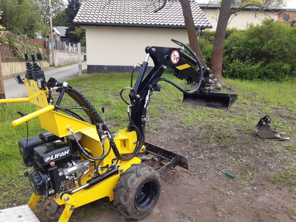 Minibagger Radbagger Microbagger 15 PS in Gera