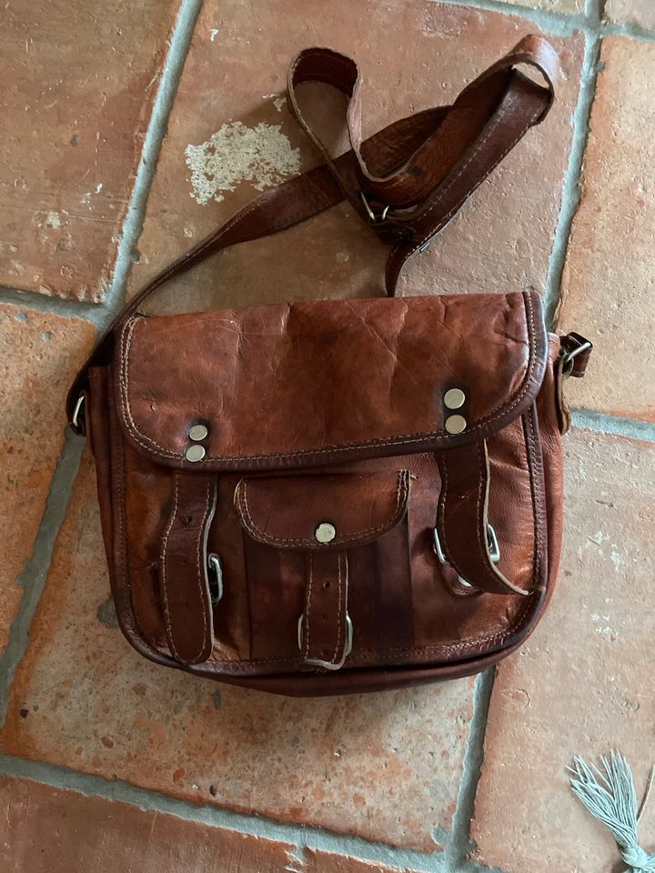 Gusti Leder Handtasche in Lommatzsch